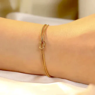 pulsera con doble nudo para mujer