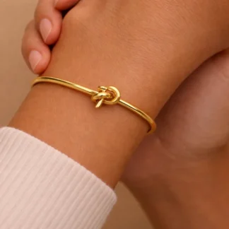 pulsera rigida con nudo en acero inoxidable