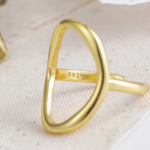 anillo circulo chapado en oro