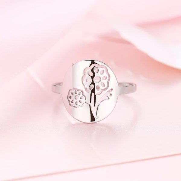 anillo plateado con flor original