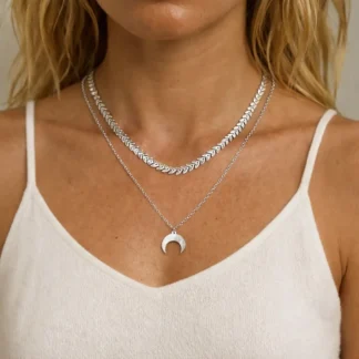 collar colgante luna invertida en acero inoxidable