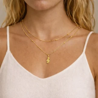 collar con colgante musica