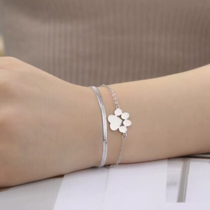 pulsera con pata de perro